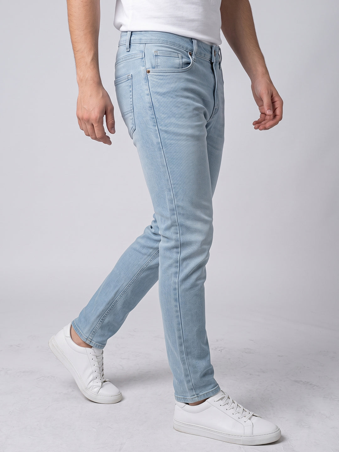 BELANO Men Blue Slim Fit Mid Rise Heavy Fade Stretchable Jeans