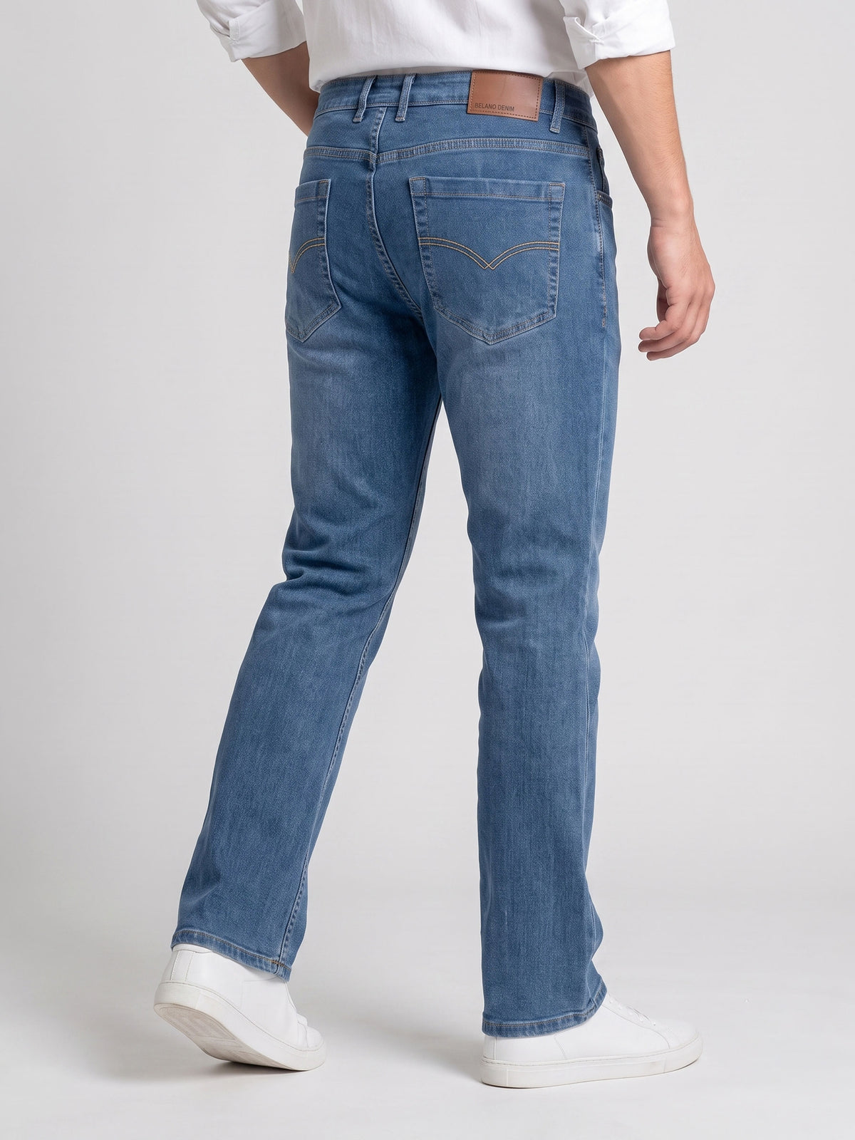 BELANO Men Blue Mid-Rise Bootcut Fit Stretchable Jeans