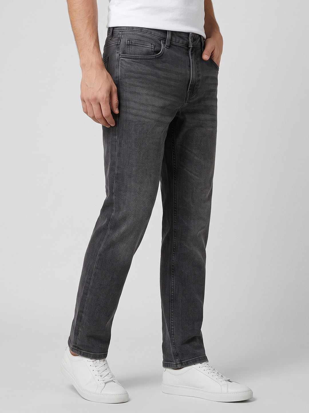 BELANO Men Black Mid-Rise Relaxed Fit Stretchable Jeans