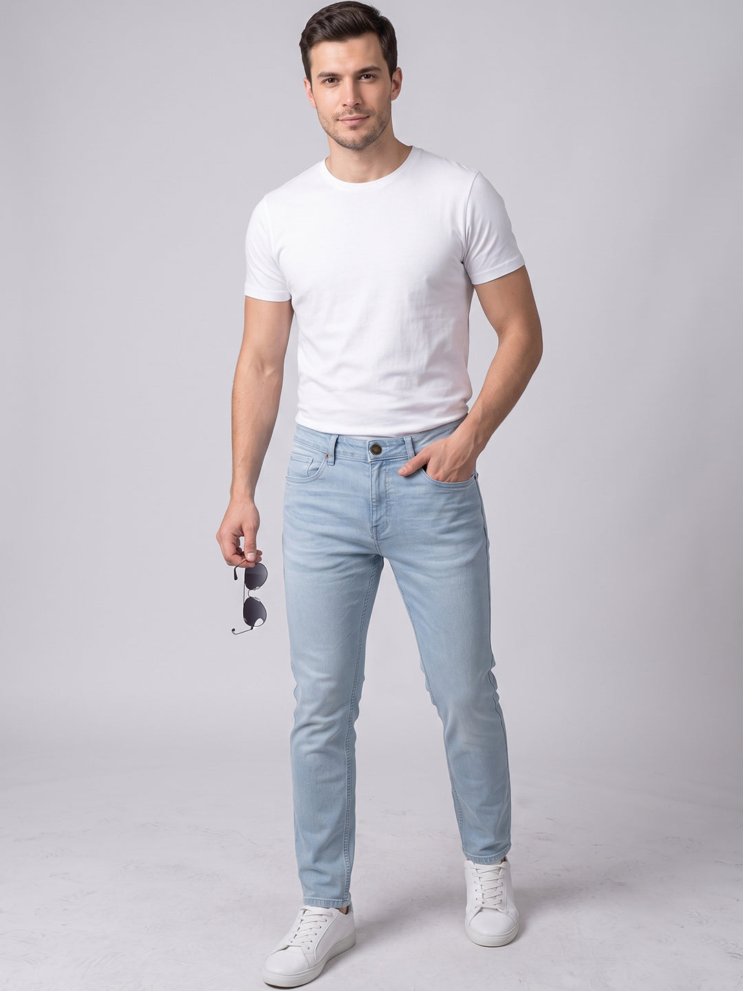 BELANO Men Blue Slim Fit Mid Rise Heavy Fade Stretchable Jeans